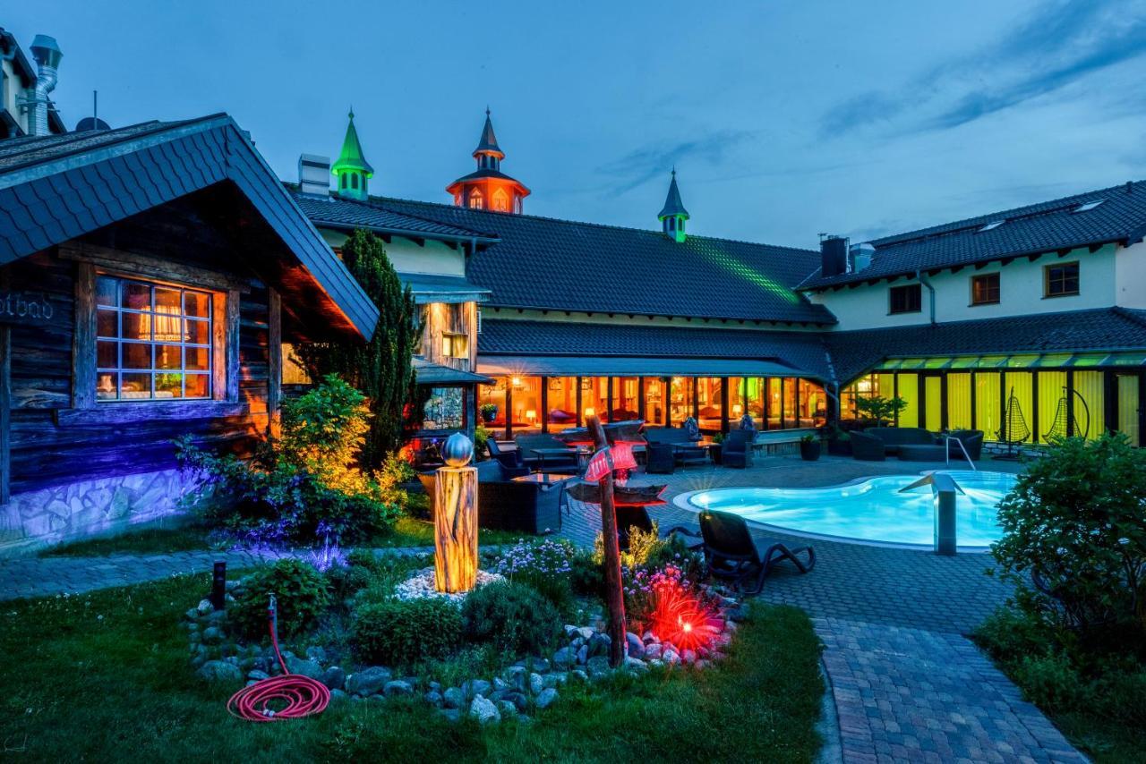 Wellnesshotel Seeschloesschen - Privat- Spa & Naturresort Senftenberg Exterior photo