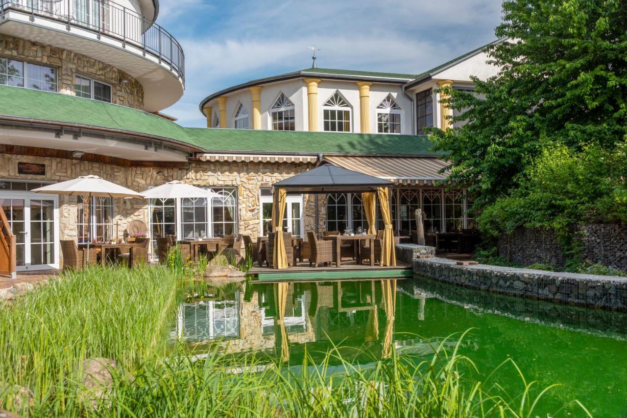 Wellnesshotel Seeschloesschen - Privat- Spa & Naturresort Senftenberg Exterior photo